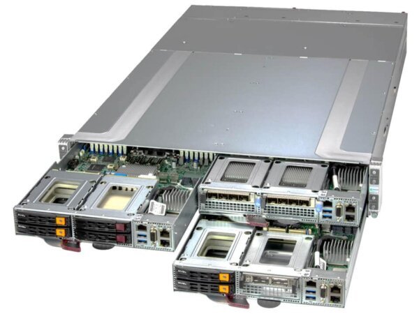 Supermicro GrandTwin SYS-211GT-HNC8F 2U 4 Nós Xeon 5ª Geração DDR5 NVMe